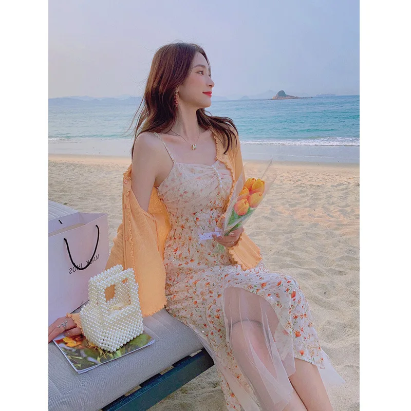 

Suspender dress women's summer 2021 spring new style gentle floral skirt medium length