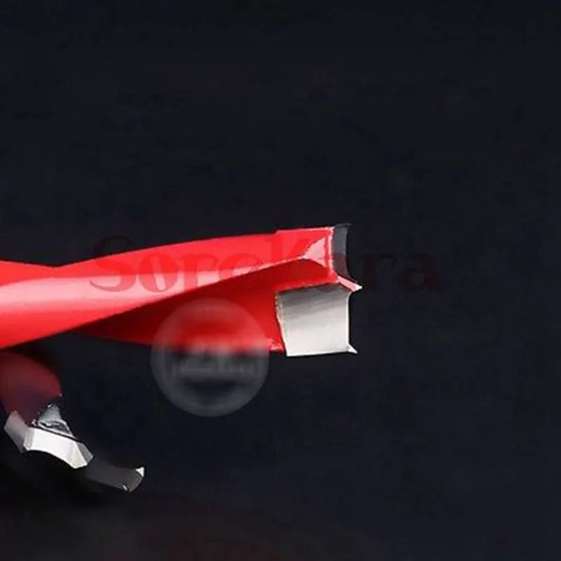 Вращающаяся на правую сторону деревянная открывающаяся дверь с двумя канавками