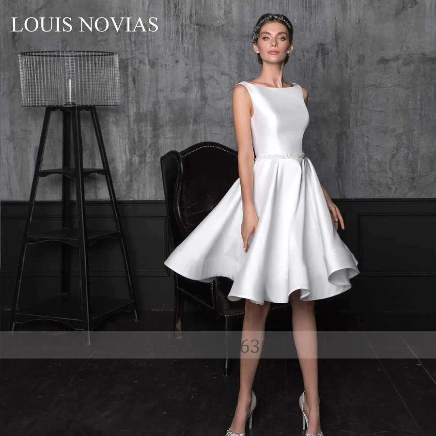 Женское атласное платье с бабочкой Louis Novias черное винтажное без рукавов