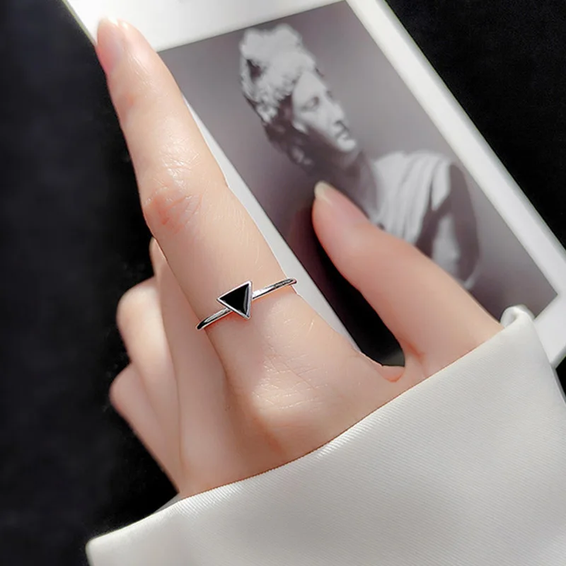

Korean Personality Silver Geometric Black Enamel Triangle OL Adjustable Ring Minimalist Fine Jewelry For Women Party Gift