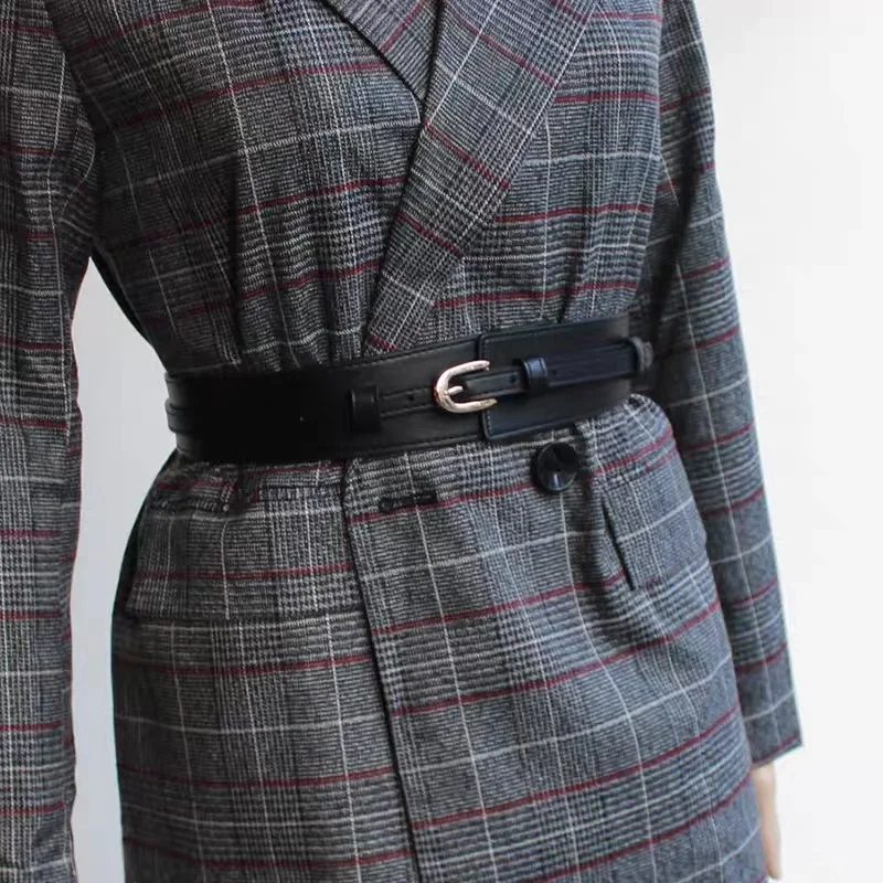 

Роскошный женский широкий пояс с эластичной винтажной пряжкой кожаный широкий Модный женский ремень с пряжкой с язычком Роскошный пояс с у...