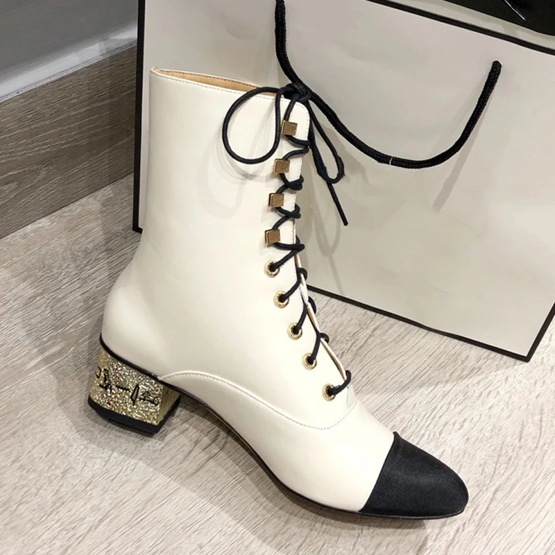 

Color MatchingWomen Ankle Boots Work Boots Women Leather Boots Martens Tie Thick Heel 4.5CM Comfortable Shoe Black White