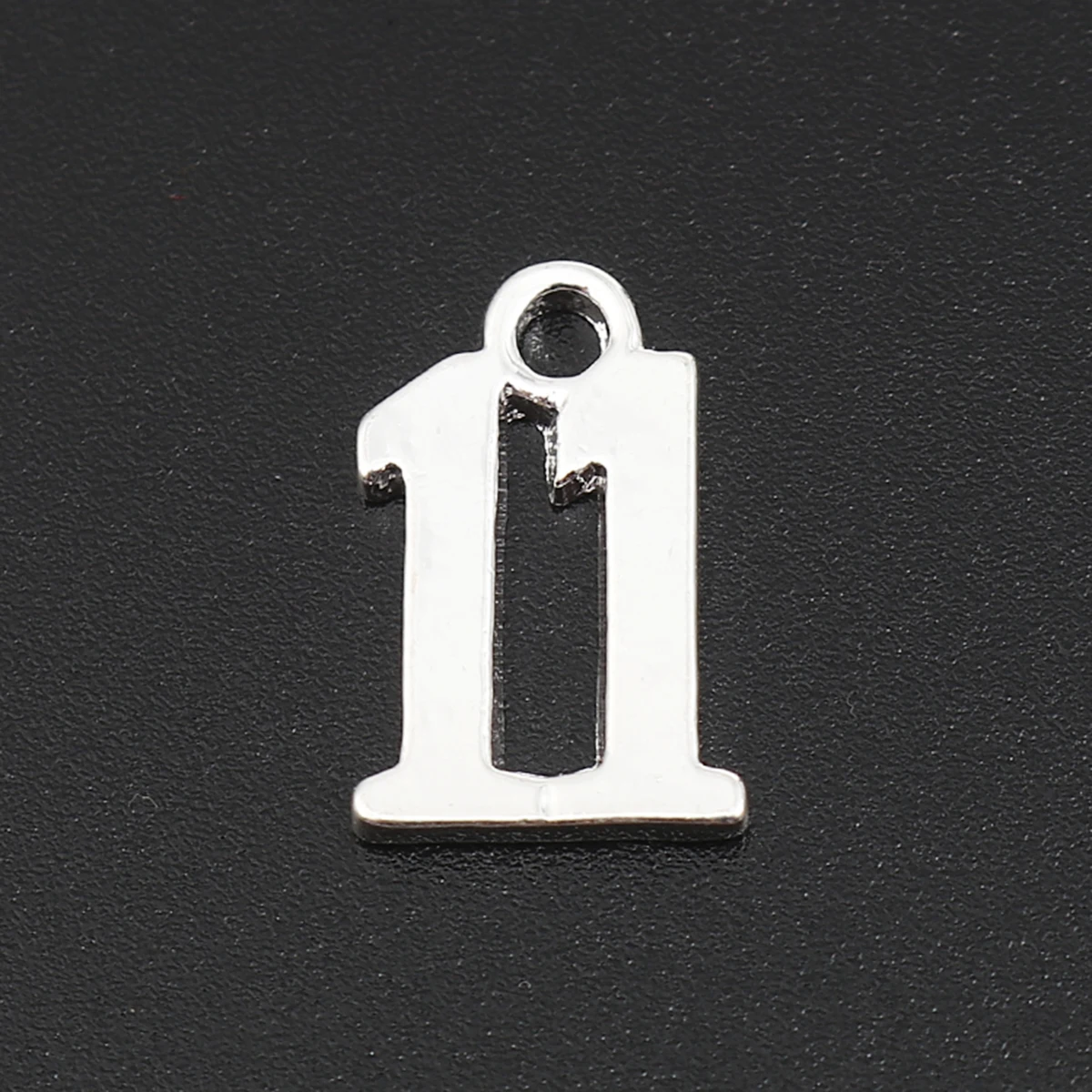 

20PCs Creative Number Charms Silver Plated Message " 11 " Memorable Charm Pendants For Women Men GIfts Jewelry Making Supplies