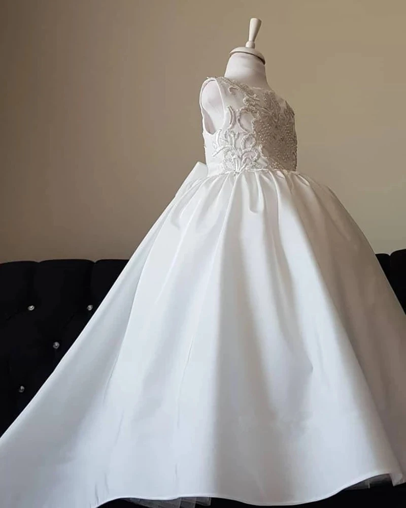 

Real Photo Lace Pearls Girl Dresses for Wedding Satin First Communion Dresses Pageant Wedding Gowns for Girl