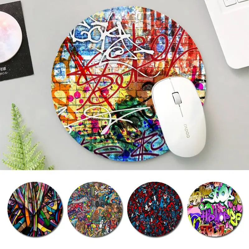 

Fashion GRAFFITI office Pad Round Pads Family Laptop Gamer Rubber Mouse Mat MousePad Desk Gaming Mousepad Cup Mat