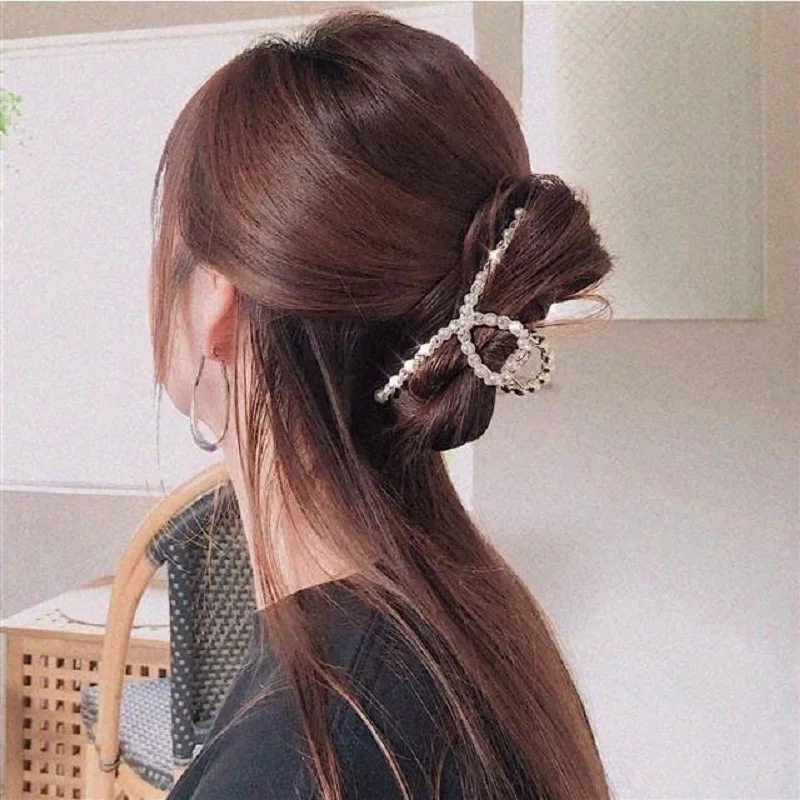

Hair Accessories Female Korean Retro Temperament Pearl Rhinestone Hair Clip Back Head Large Metal Hair Catch Shark Clip