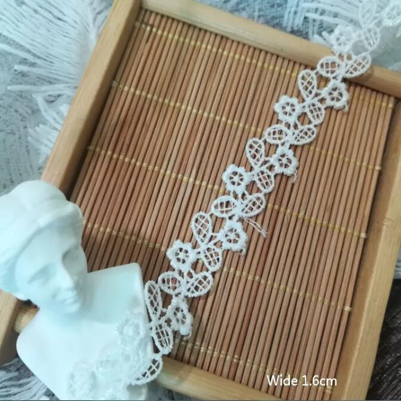 1 ярдов вышитая кружевная Цветочная лента с аппликацией в виде листьев ткань из