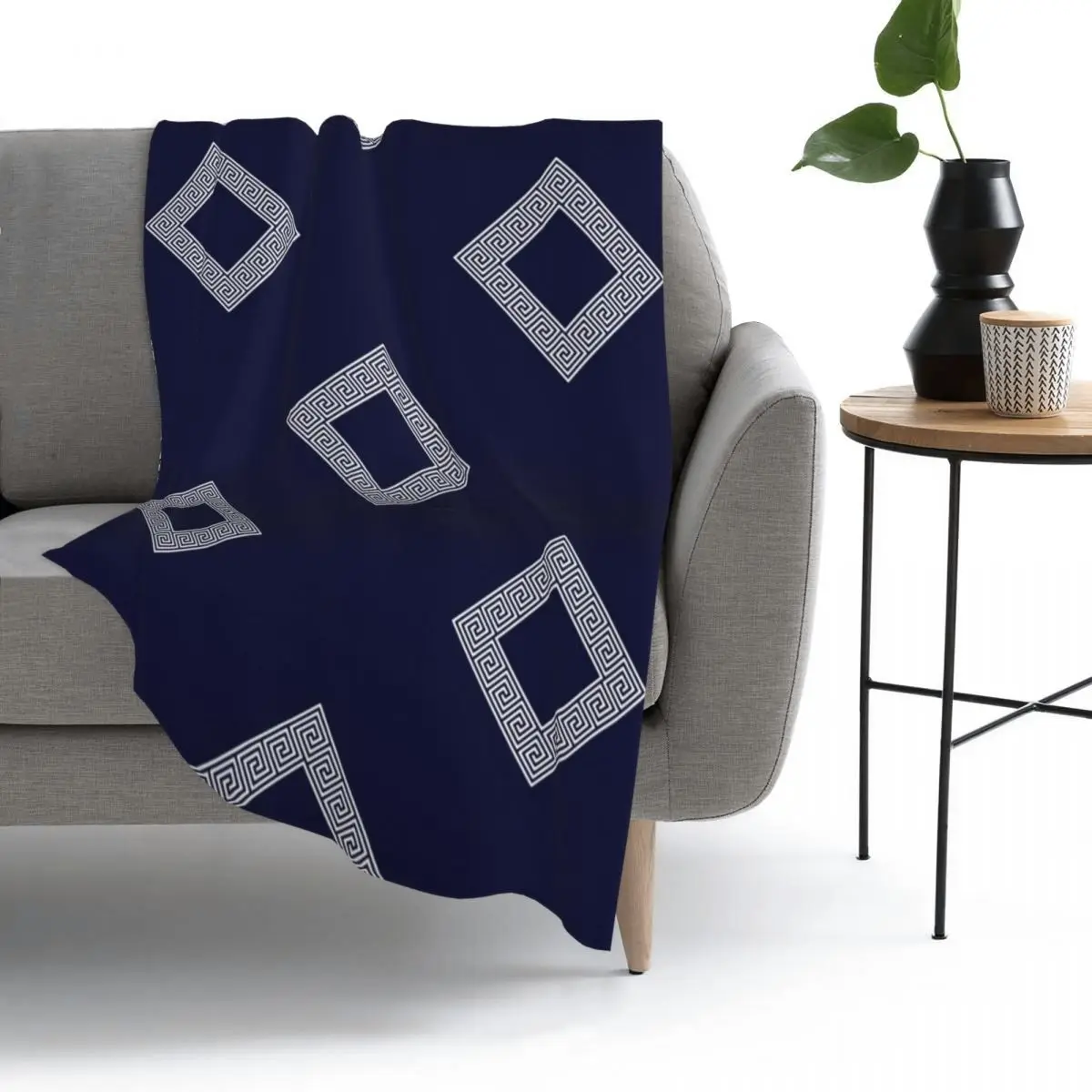 

Navy Blue Greek Key Diamond Polka Dot Blanket Flannel Lightweight Throw Blankets for Couch Bedding Travel Throws Bedspread Quilt