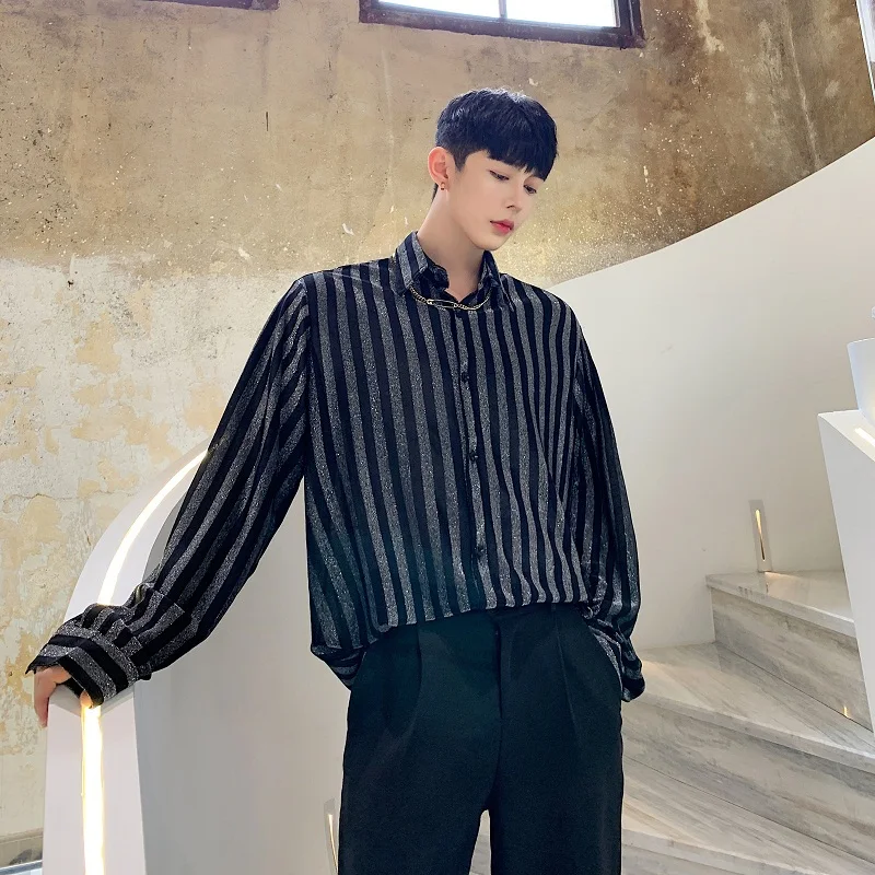 

Men Long Sleeve Silver Wire Shining Loose Casual Striped Shirts Male Streetwear Hip Hop Party Dress Shirts Stage Show Clothing