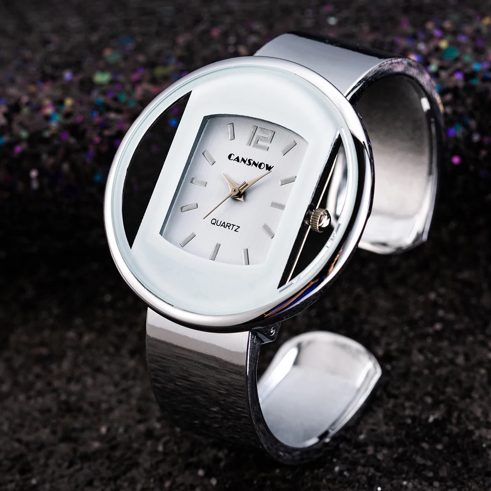 

Women Watches 2022 New Luxury Brand Bracelet Watch Gold Silver Dial Lady Dress Quartz Clock Outdoor Tool Fashion Watch //