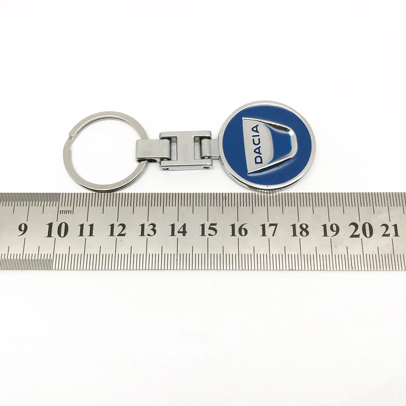 

3D Metal Emblem Badge Car Keychain Key Ring Chain For Dacia Dokker Duster Logan Dokker Sandero Logan Lodgy Sandero Solenza