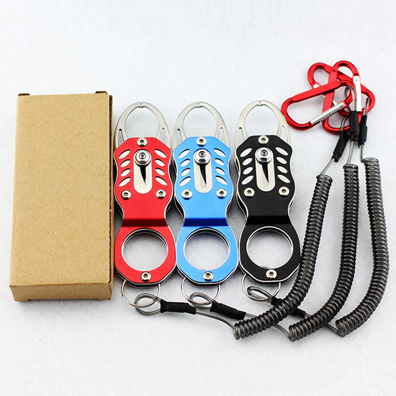 

1Pc Mini Fish Lip Gripper Stainless Steel Fish Holder Fish Lip Grabber Portable Fish Gripper Grip Tool for Saltwater Freshwater