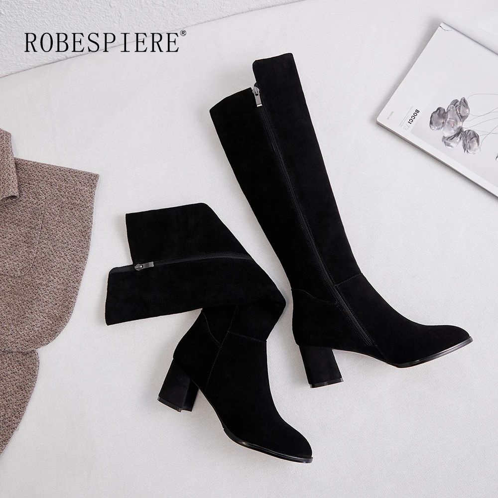 ROBESPIERE; женские сапоги до колена; Высококачественная обувь из коровьей замши на высоком квадратном каблуке; модные теплые плюшевые зимние сапоги на молнии для девушек; B63