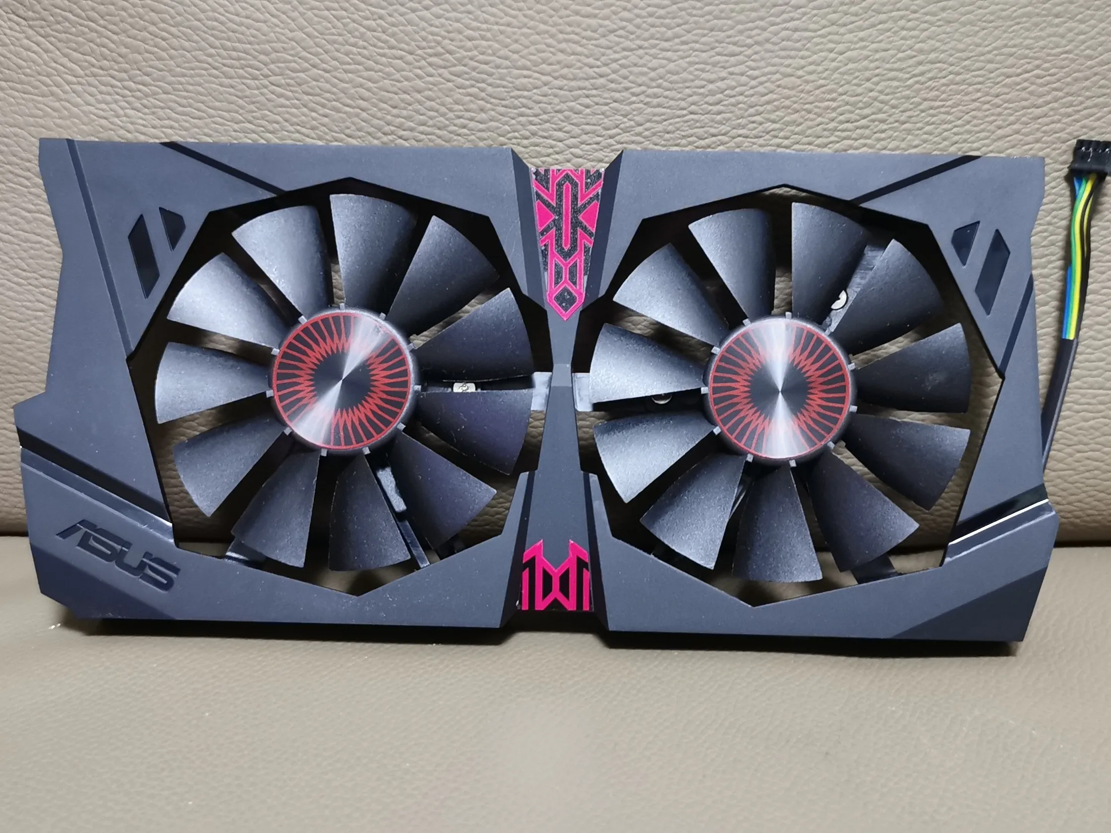 

Graphics card fan fd7010h12s 12V 0.35A