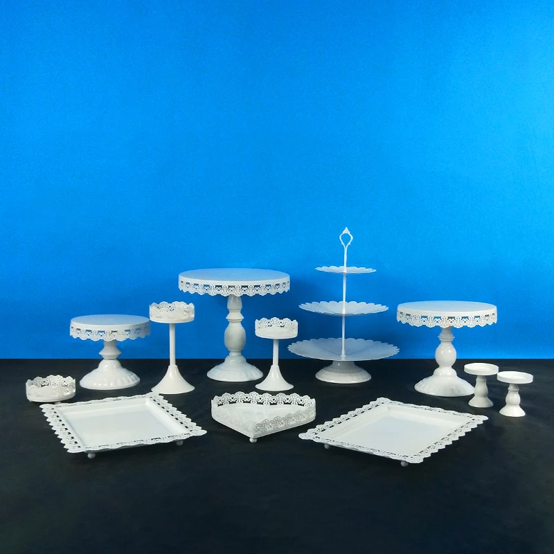 White 12pcs 5-18 шт Золотая подставка для торта круглые подставки для кексов металлическая подставка для десерта с подвесками и бусинами, золото - Цвет: White 12pcs