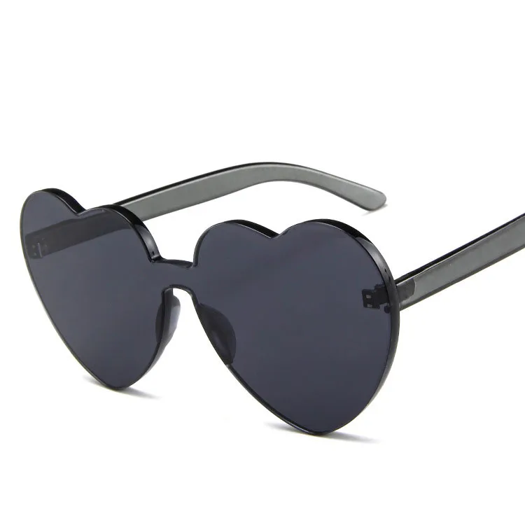 

2021 Heart-shaped Lady Sunglasses Women Candy Color Lens Plastic Sun Glasses Classic Vintage Oculos De Sol Feminino