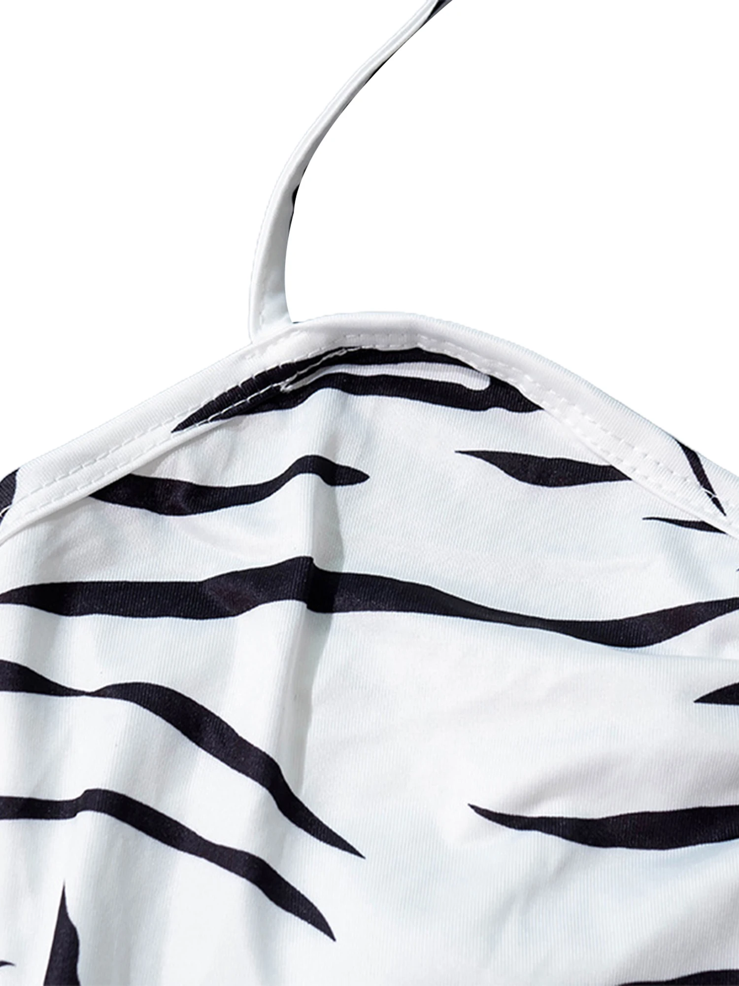 

Women Halter Crop Cami Tops for Summer , Casual Sexy Sleeveless Zebra Print Ring Front Slim Fit Camisole