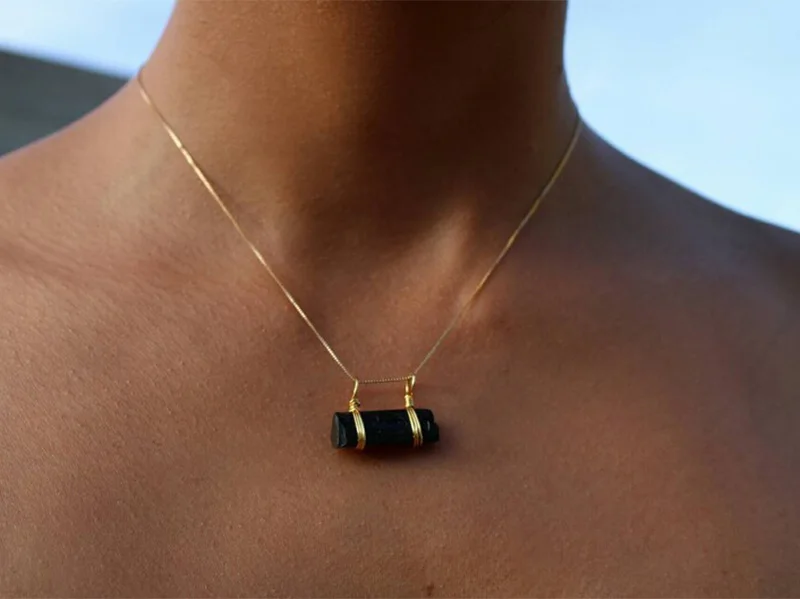Черное ожерелье из турмалина ювелирные изделия необработанного с кристаллами