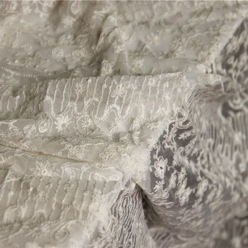 Кремовая хлопковая ткань в стиле ретро с цветочной вышивкой | Дом и сад