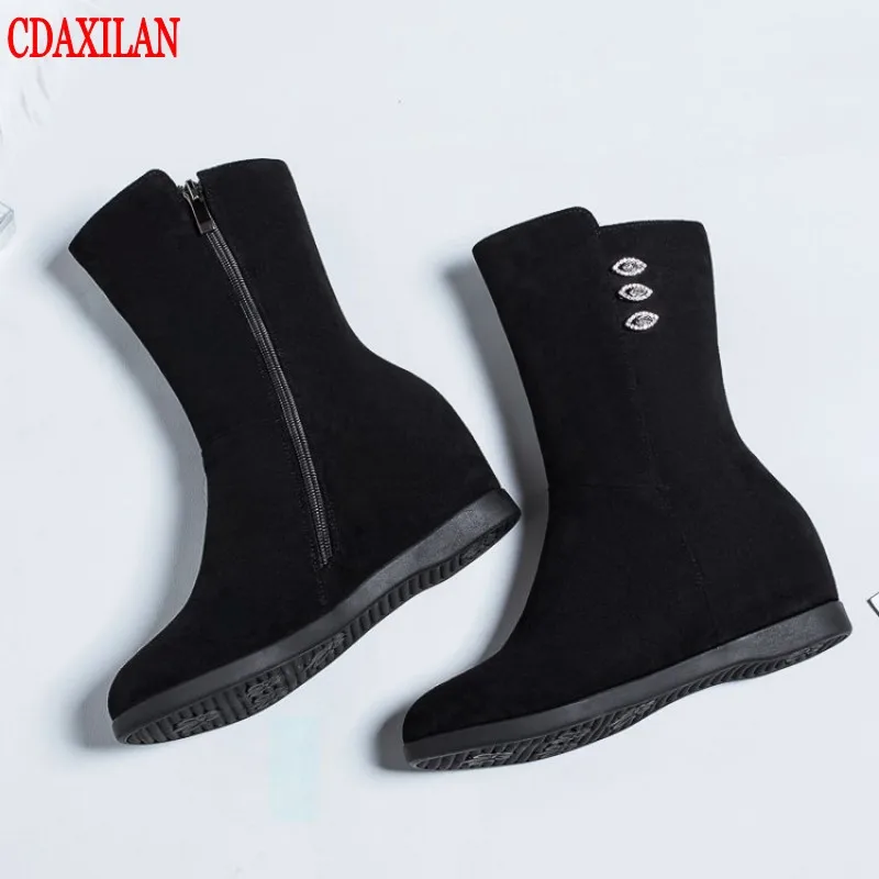 

CDAXILAN new to boots women spring autumn faux seude fabric increased within wedge heel sied zipp high-heel short boots ladies