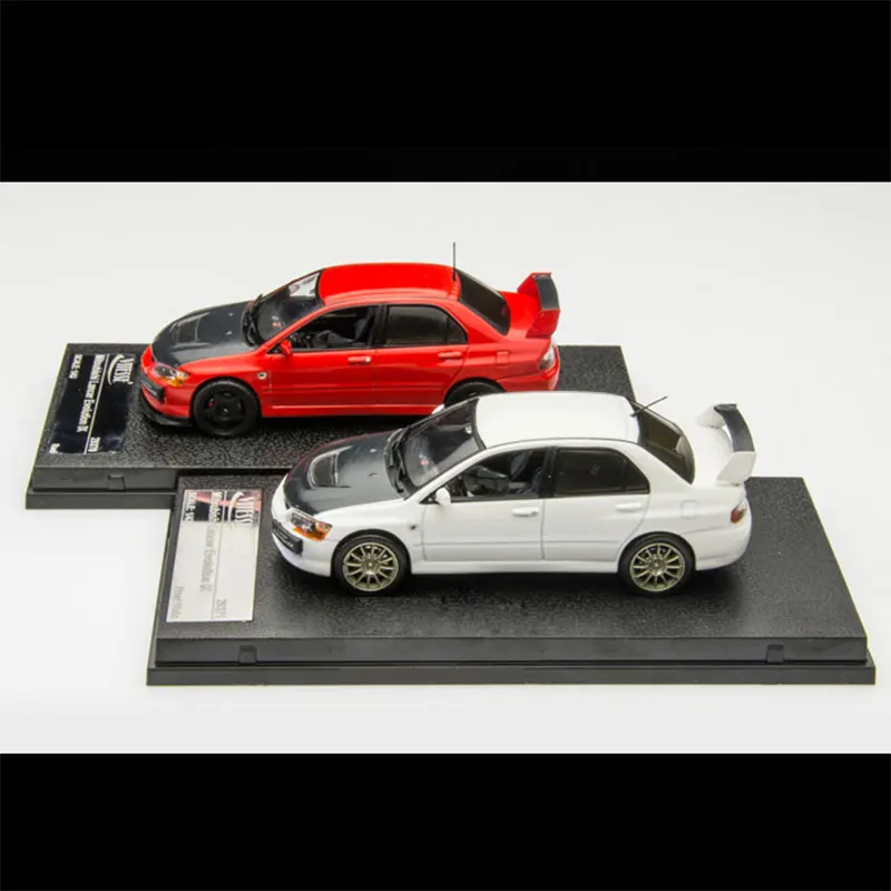 Моделирование 1:43 Масштаб сплав литья под давлением современный седан автомобиль