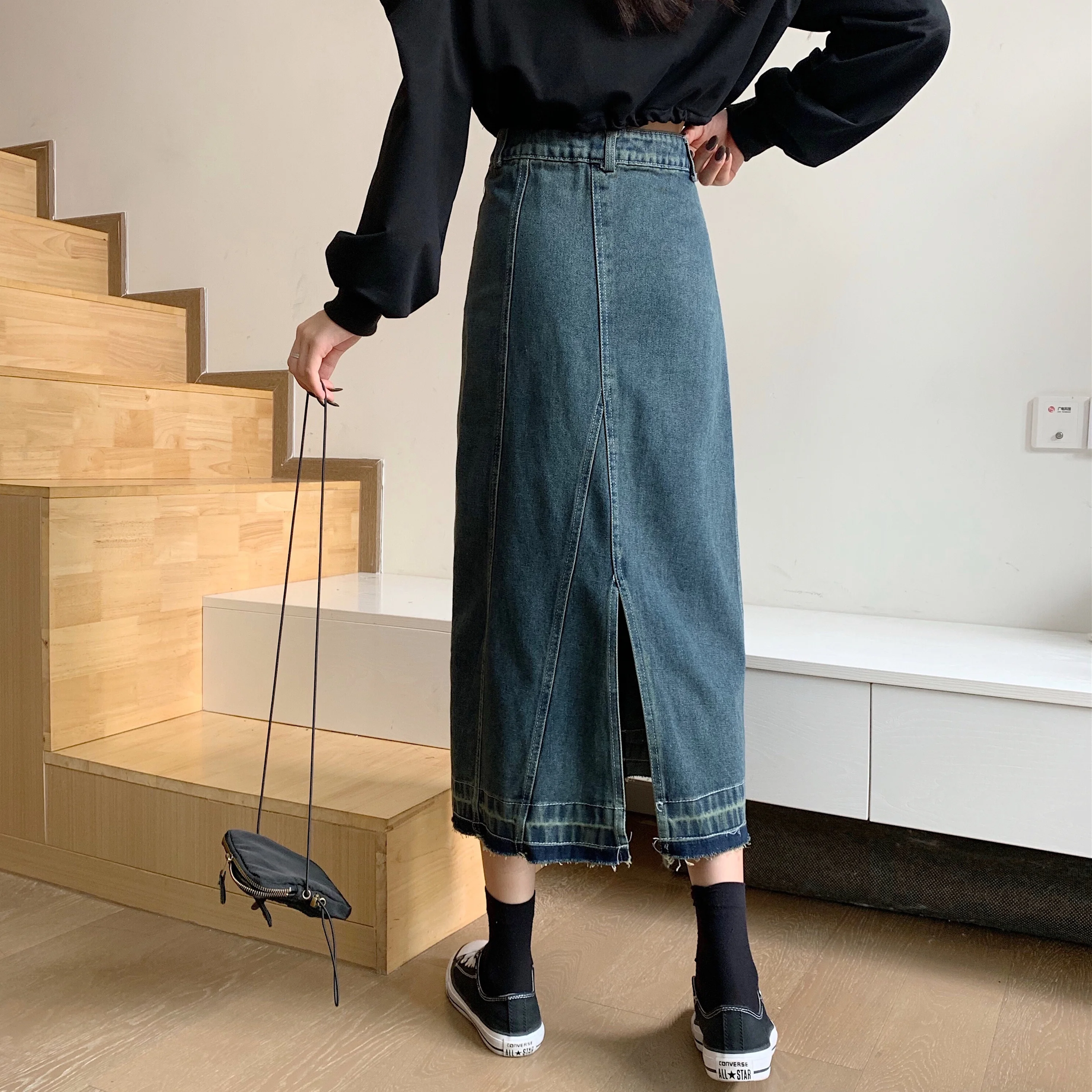 

2021 New Spring High Waist Retro Design Sense A Character High Waist Denim Skirt
