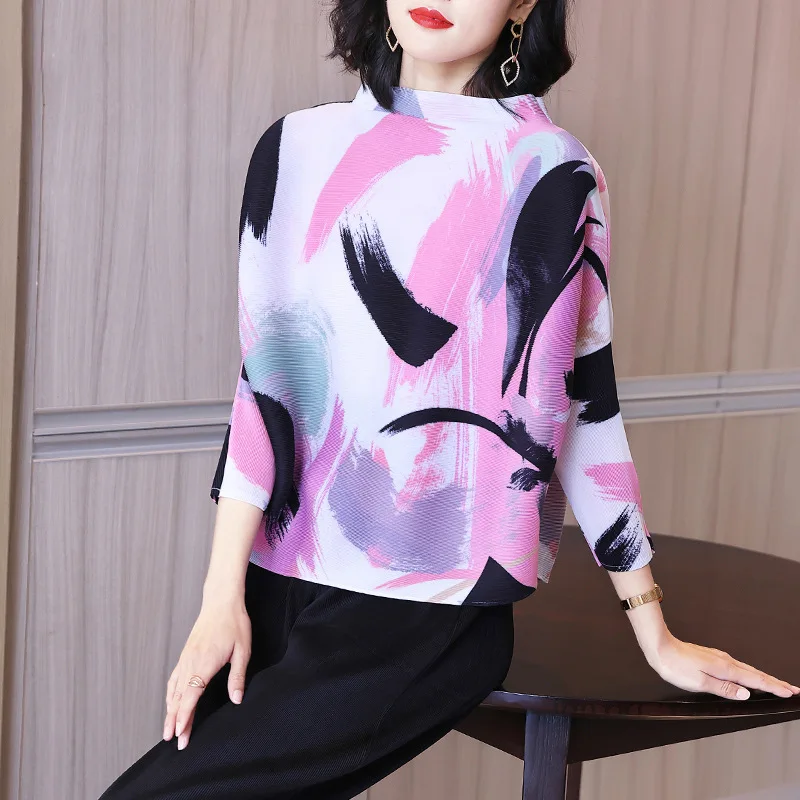 

TVVOVVIN Half High Collar Female Casual Print T-shirt 2021 New Three Quarter Sleeve Pleated Loose Elasticity Tops EW69
