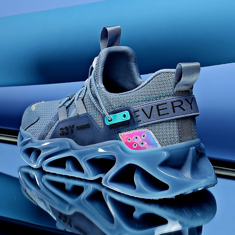 

Summer Mesh Men Shoes Lightweight Sneakers Men Fashion Casual Walking Shoes Breathable Slip on Mens Loafers Zapatillas Hombre