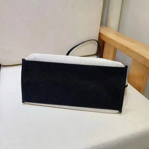 

New Canvas Large Tote Bag Women's First Layer Cowhide Shopping Bag Large Capacity Travel Bag Shoulder Bag Messenger Bag