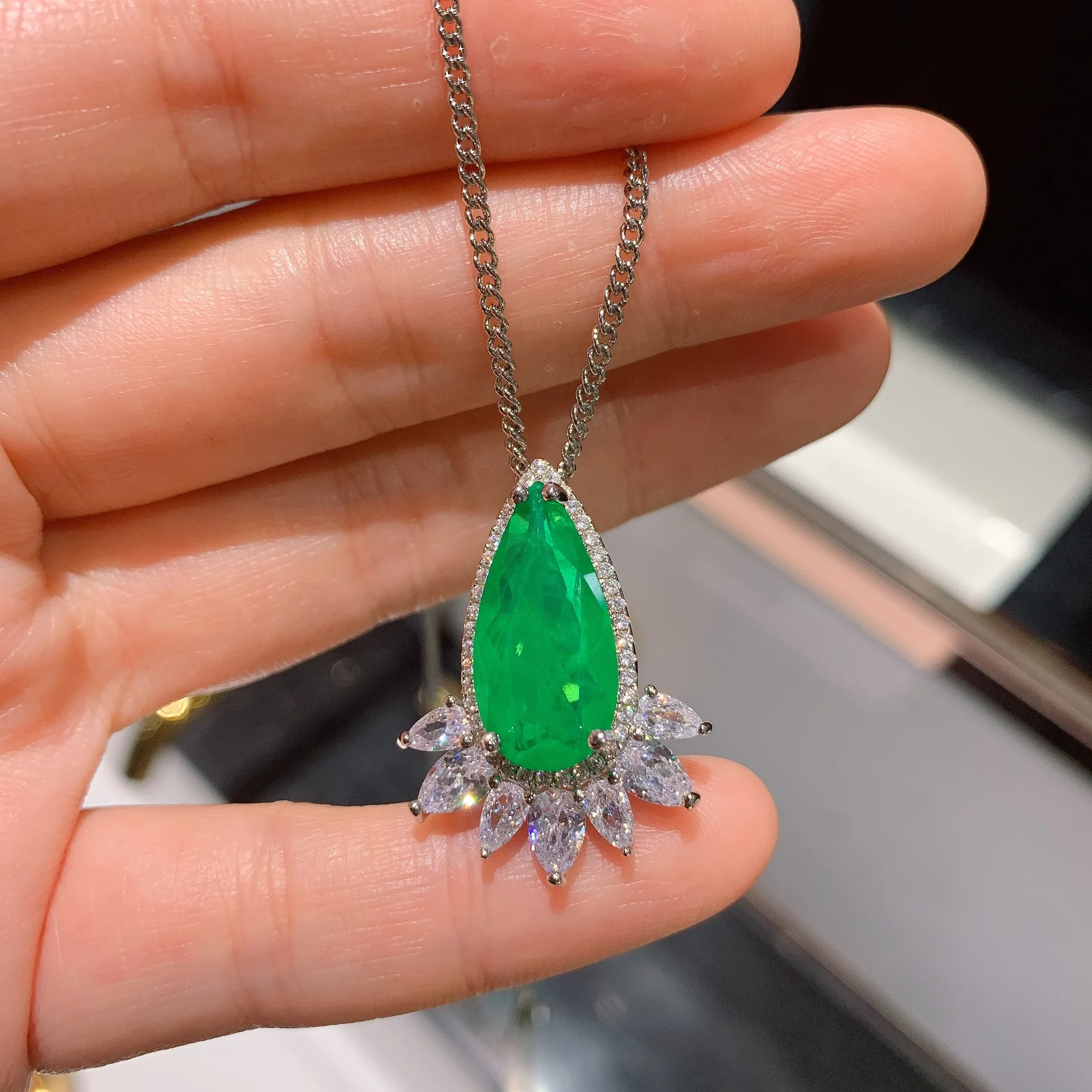 

Wong Rain Luxury 100% 925 Sterling Silver Pear Cut Emerald Gemstone Earrings/Pendant/Necklace Wedding Jewelry Sets Wholesale