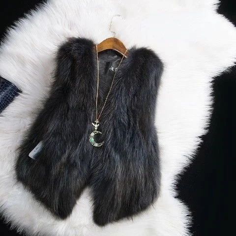 

Women 2021 Winter New Real Raccoon Fur Vest Coats Female Short Slim Waistcoat Ladies Genuine Fur Warm Sleeveless Jackets U658