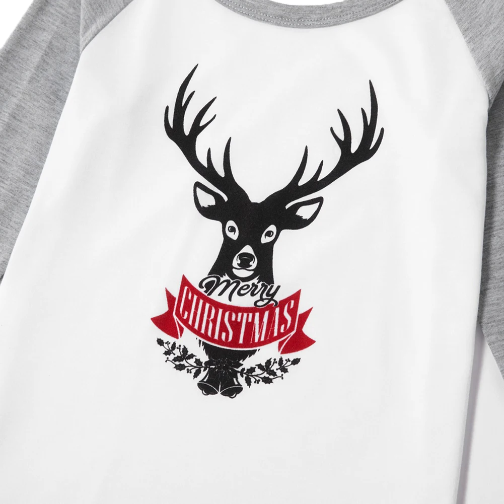 

2020 New Matching Family Christmas Pajamas Set Fashion Xmas Deer Printed Homewear for Dad Mom Kids Baby