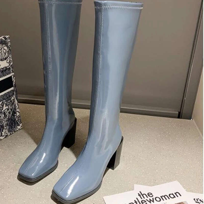 

Женские высокие ботинки, новинка зимы 2022, теплые готические ботинки на высоком каблуке, модная массивная зимняя обувь из искусственной кожи...