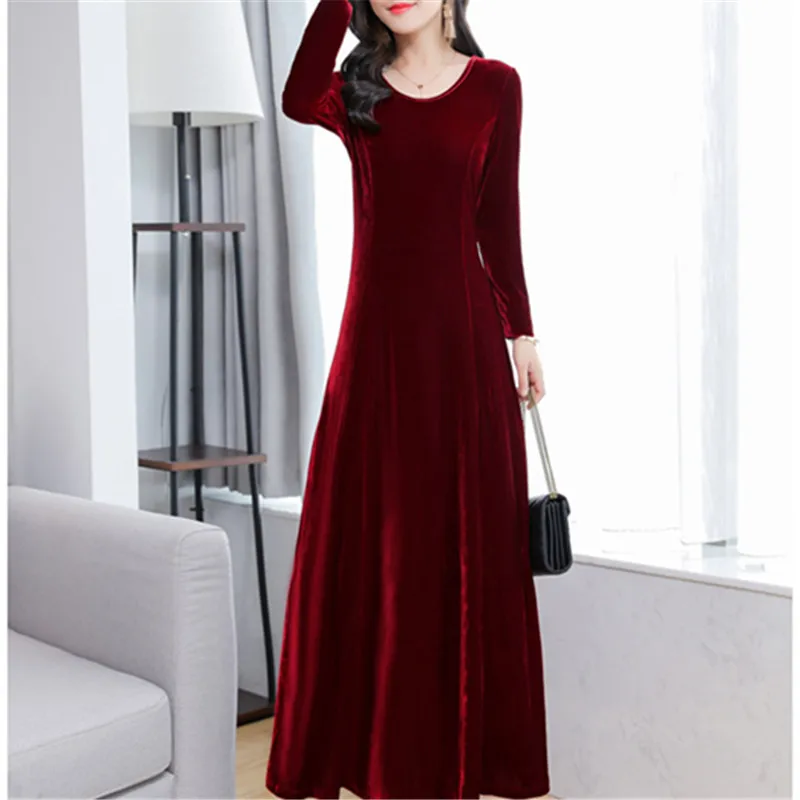Облегающее вечернее однотонное Элегантное зимнее бархатное платье с О образным