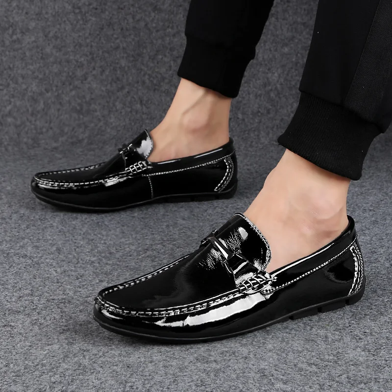 

Loafers Shoes Men black White Driving Moccasins Mens slip on Comfortable Leather Lazy Shoes For Men Fashion Man flats Shoes
