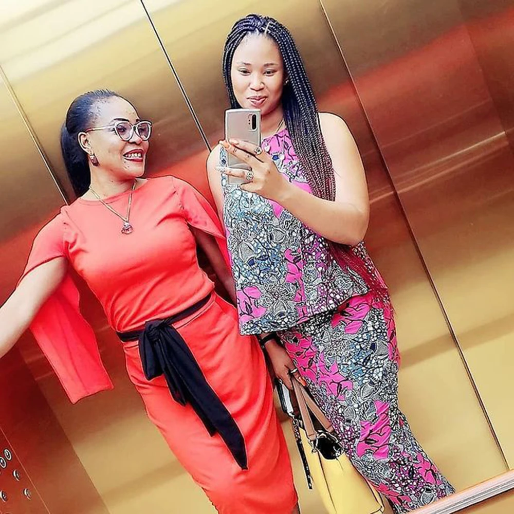 

Summer Fashion African Clothes For Women Flowers Print Sleeveless Tops Bag Hip Femme Dress Africaine Two Piece Set Lady Beauty