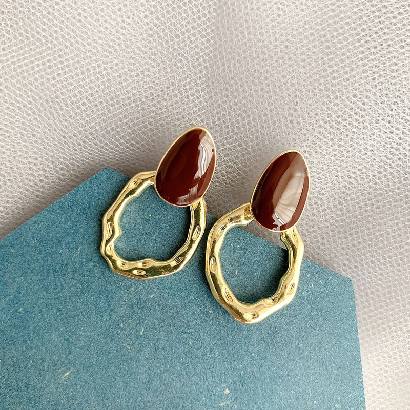 

Red Gold Hollow Drop Earrings Korean French Style Personality Alloy Simple Irregular Enamel Earrings Wholesale Women Jewelry