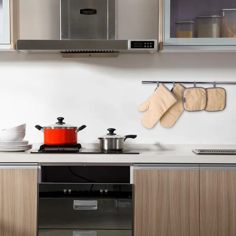 

High-grade Heat-resistant Oven Gloves Heat Insulation Pad Silicone Printing Microwave Oven Baking Gloves 4-piece Set