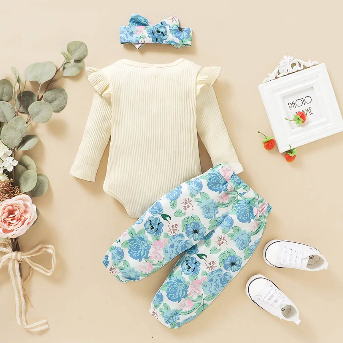

3PCS Baby Girl Outfits Solid Beige Ruffles Long Sleeve Bodysuits And Blue Floral Pants With Headband Set Girls Fall Clothes