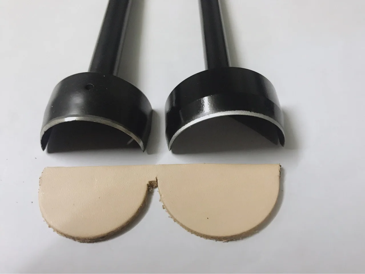 

15/20/25/30/35/40/45mm Craft Leather Goods DIY Tool C-shaped Rounded Corner Punched Semicircle Punched Belt Tail Cut Wholesale