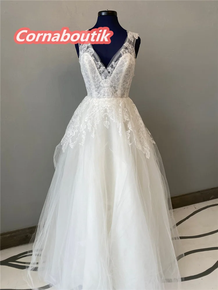 

Ball Gown Wedding Dress COR-139V Neck Keyhole Back Tulle Skirt Lace Appliques Vestidos Robe De Mariage Bridal Gowns Custom Size