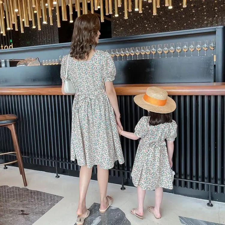 

Parent-child Girl Summer High Waist Floral Dress Mother-daughter Loose Fashion Princess Dress