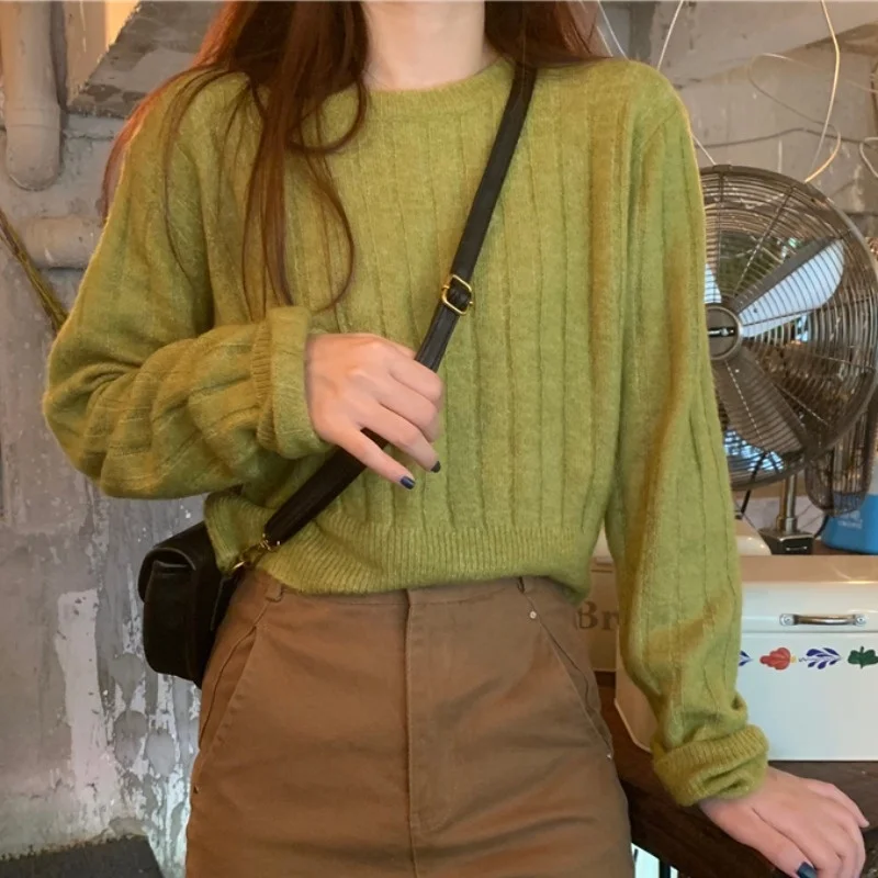 

Пуловер с круглым вырезом, короткий свитер для ленивых, Женский Осенний облегающий свитер, топ с глубоким вырезом, новинка 2021