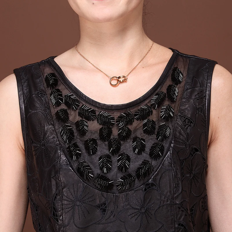 Elegant Lady Crystal Genuine Leather Pleated Mini Dress For Women 2020 Vintage Embroidery Office Work Party Sleeveless Sundress | Женская