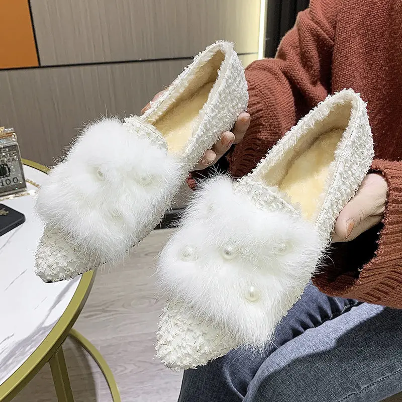 

Women's Plush Shoes Winter Plus Velvet New Fashion and Comfortable Outer Wear Warm Pointed Flat Shoes