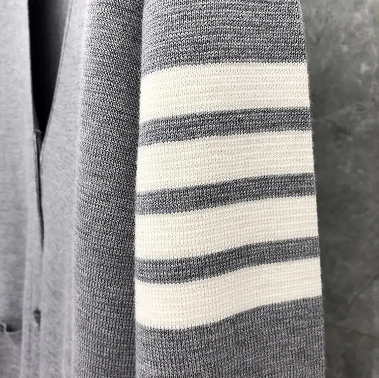 

2021 Fashion TB Thom Brand Sweaters Women Loose V-Neck Cardigans Clothing Striped Merino Wool Cashmere Autumn Winter Casual Coat