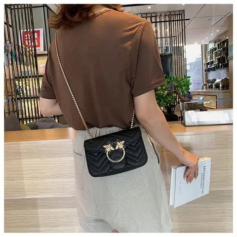 Женская сумка новинка 2019 мини на цепочке мессенджер Студенческая Корейская