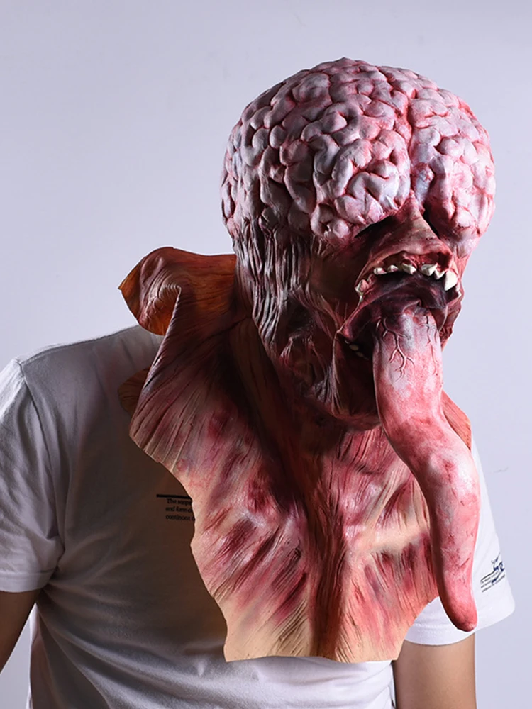 

Halloween Decoration Bloody Simulation Bare Brain Headgear Room Escape Tricky Props Cosplay Zombie Long Tongue Latex Headgear