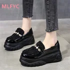 Женские туфли из лакированной кожи, на толстой подошве