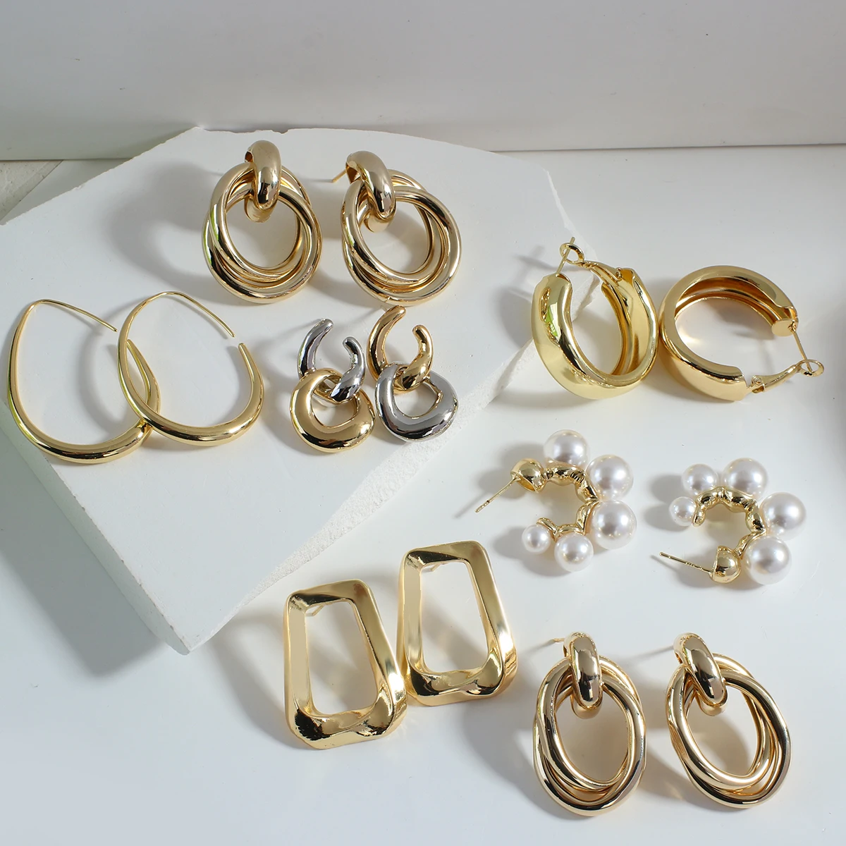 

AENSOA 22 Style Geometric Irregular Pearl Dangle Drop Earrings For Women Round Gold Color Statement Earring Jewelry Accessories